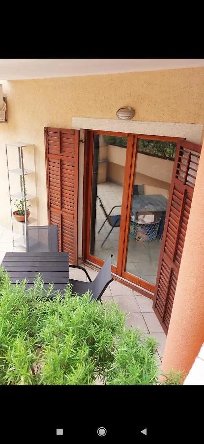Apartments Graciela Pula 0*,